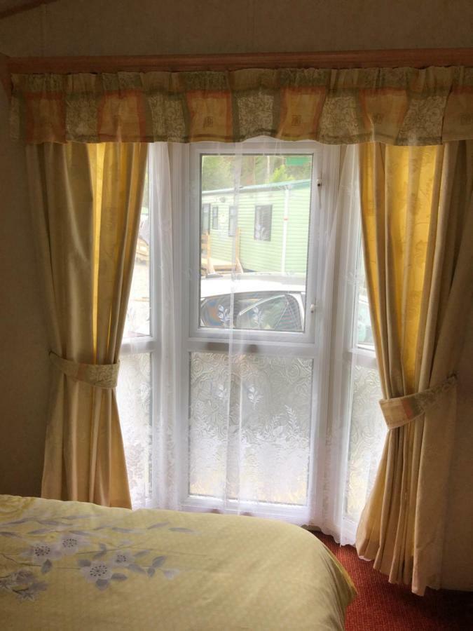 Lyndhurst 39 Данун Екстериор снимка